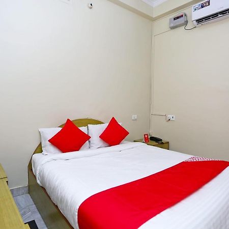 Oyo 18362 Hotel Jai Maa Durga Prayagraj Exterior photo